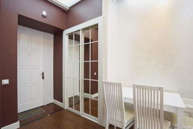 Апартаменты Apartments on Plocsha Rynok 40 Львов-15